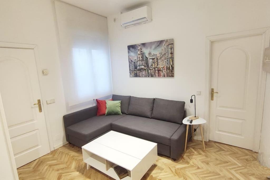 Lovely Apartment In Madrid Center Екстериор снимка