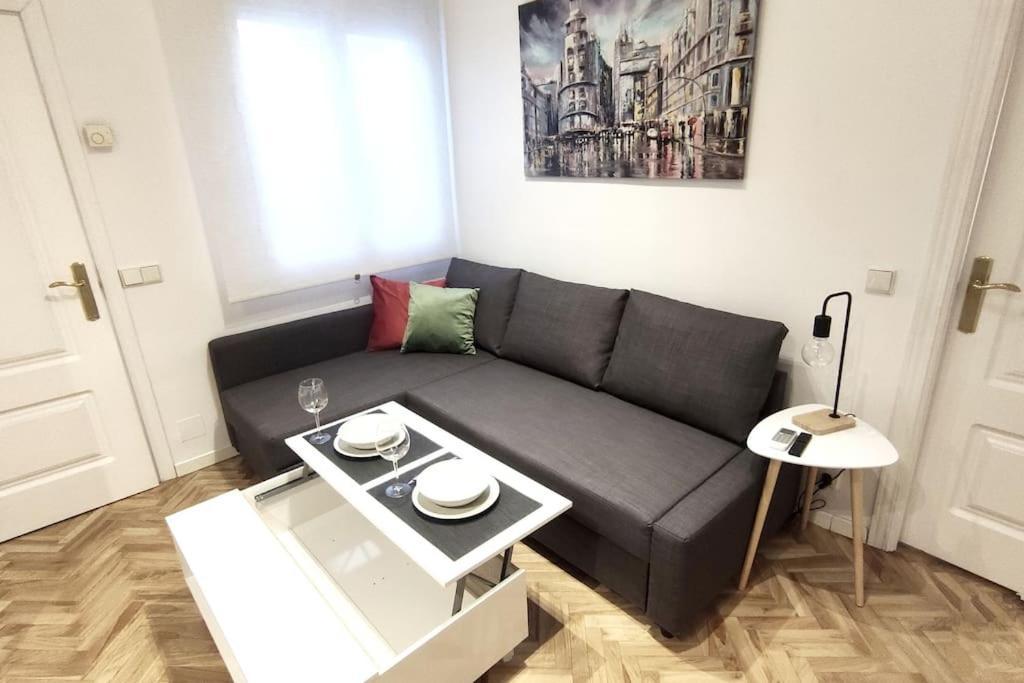 Lovely Apartment In Madrid Center Екстериор снимка